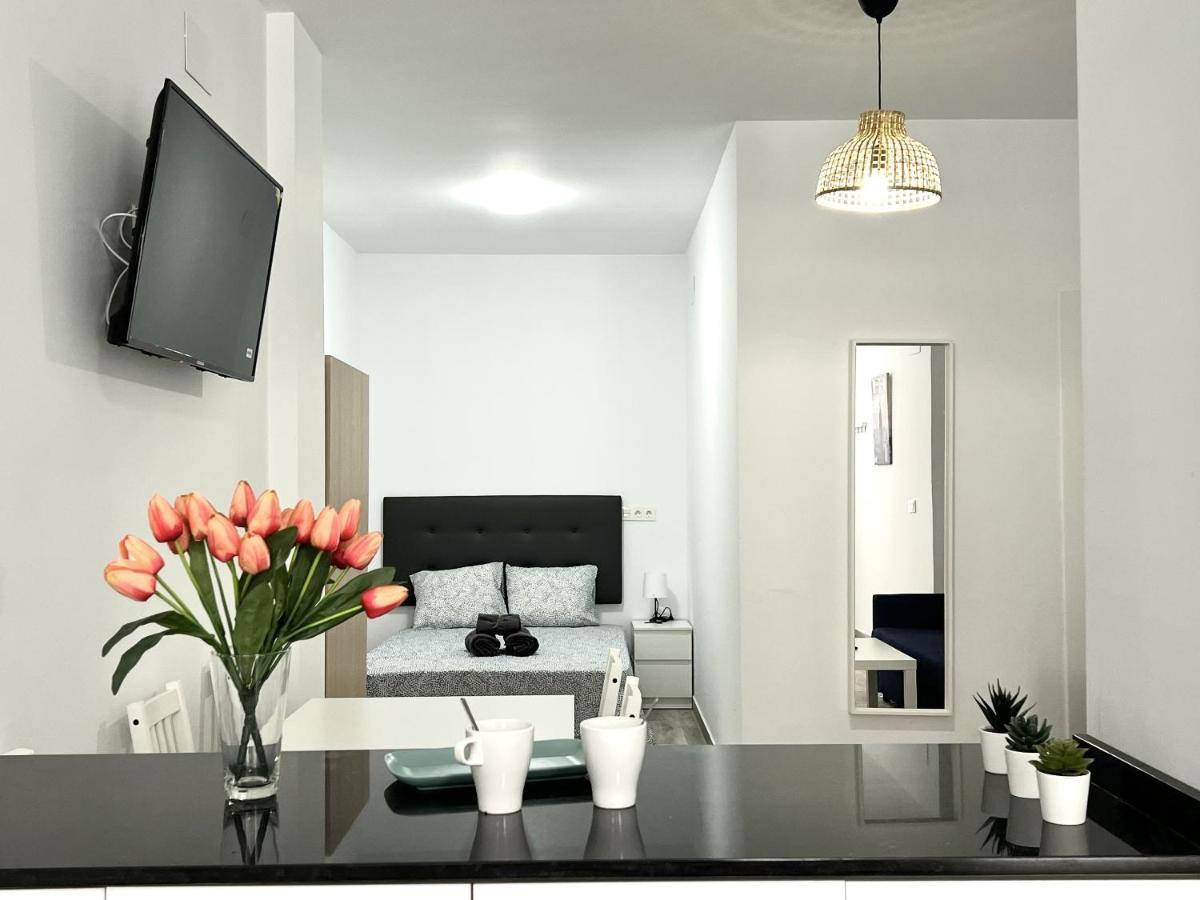 Los Tilos Suites-Vialia Malaga Luaran gambar